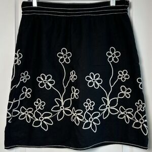 Max Studio Black Daisy Embroidered Mini Skirt Whimsigoth Dark Academia Style